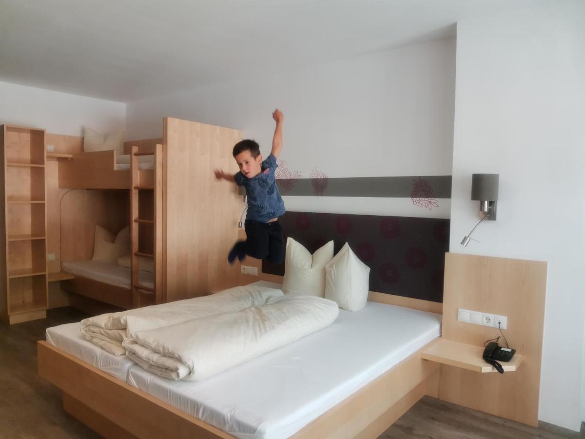 Kinderhotel Stefan Wenns Buitenkant foto