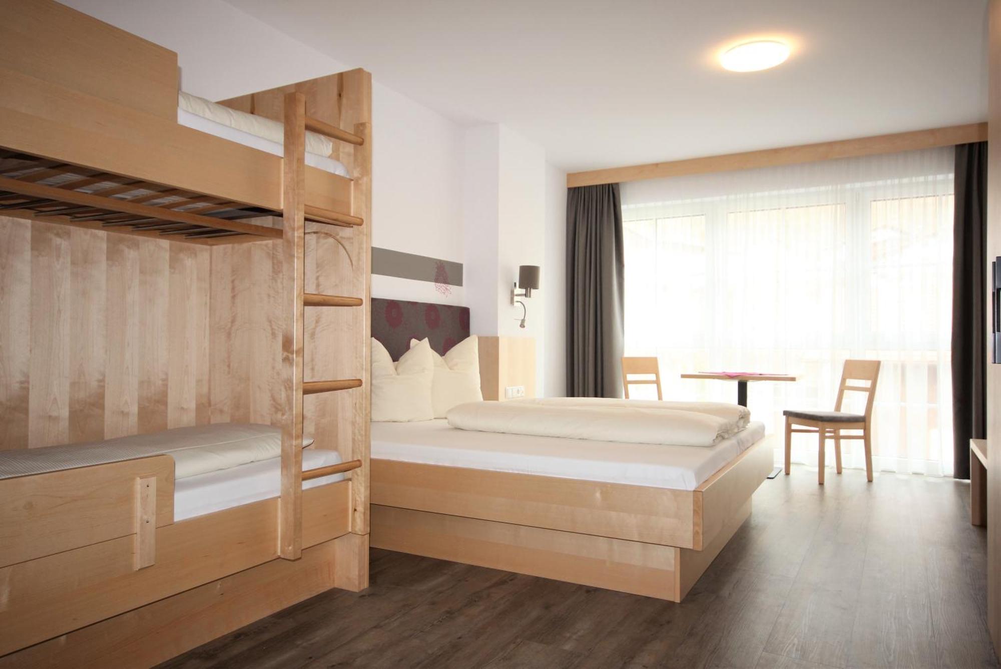 Kinderhotel Stefan Wenns Buitenkant foto